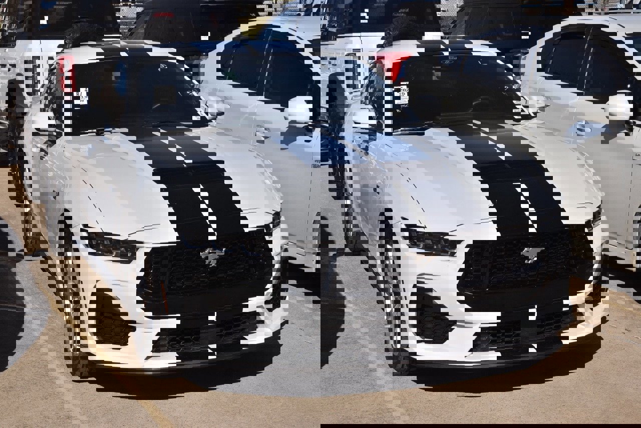 Certified 2025 Ford Mustang GT Premium image 6