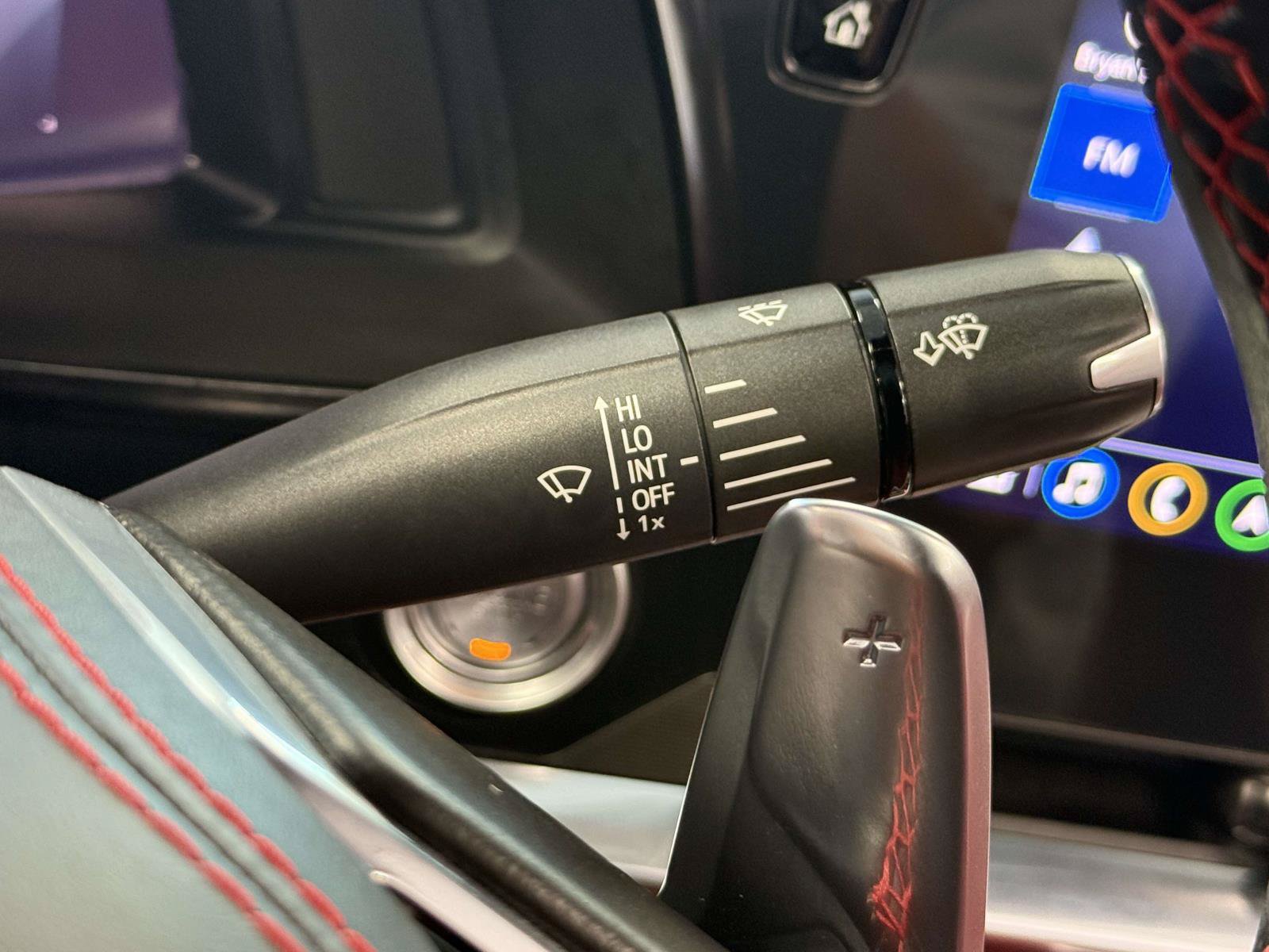 Used 2021 Chevrolet Corvette Stingray Premium Conv w/ Z51 Performance Package RWD image 18