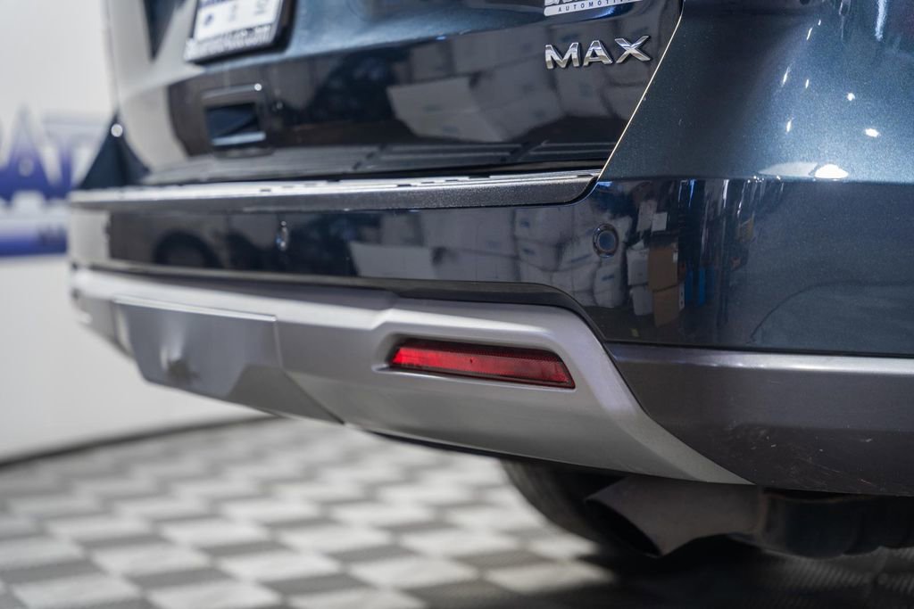 Certified 2023 Ford Expedition Max XLT image 7