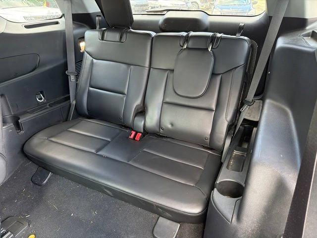 Certified 2023 Ford Explorer XLT w/ Equipment Group 202A AWD/4WD image 17