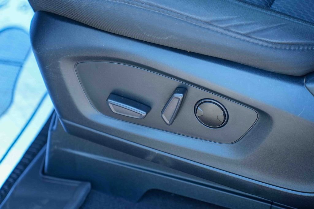 Certified 2023 Ford Explorer XLT AWD/4WD image 30