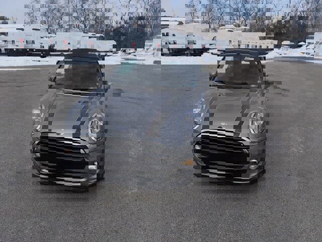 Used 2018 MINI Cooper Convertible image 6