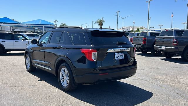 Certified 2023 Ford Explorer XLT RWD image 5