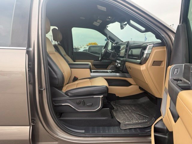 Certified 2023 Ford F250 Lariat w/ Lariat Ultimate Package AWD/4WD image 11