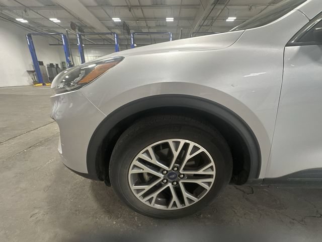 Certified 2020 Ford Escape SEL FWD image 23