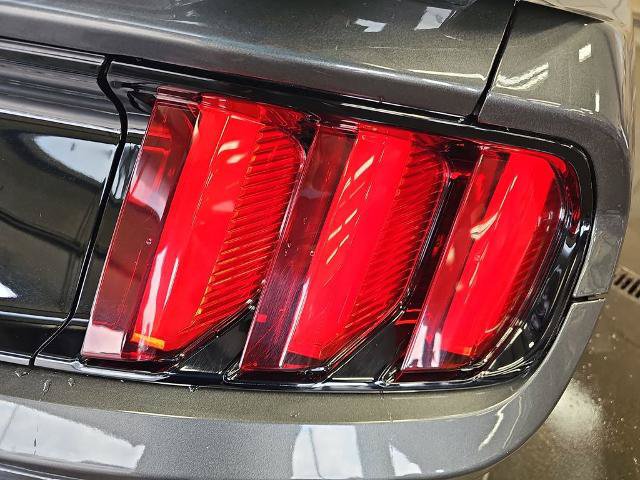 Certified 2017 Ford Mustang Shelby GT350 w/ Electronics Package RWD image 33