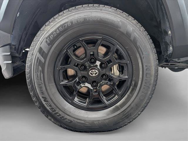 Used 2023 Toyota Tacoma SR5 RWD image 22