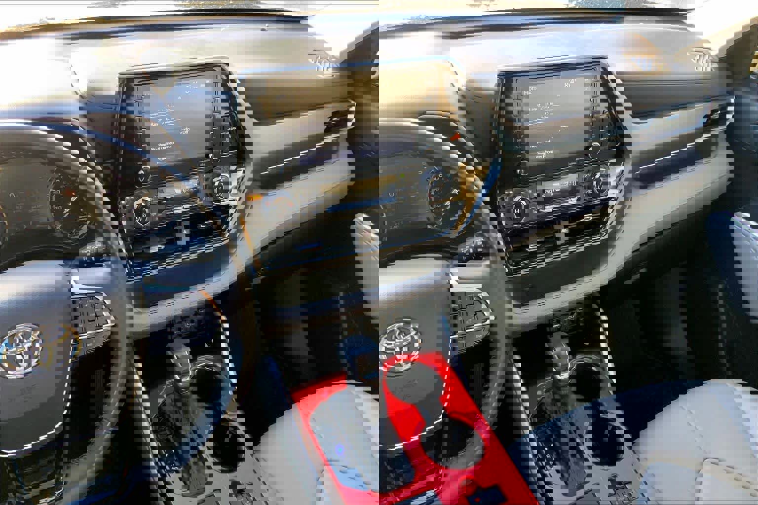 Used 2021 Toyota Highlander XLE image 9