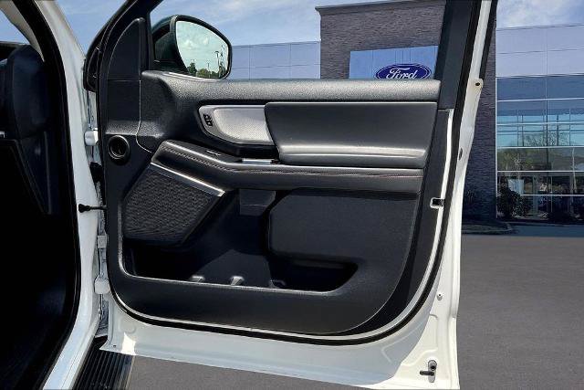 Certified 2025 Ford Expedition Active AWD/4WD image 28