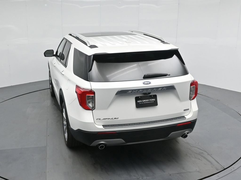 Certified 2022 Ford Explorer Platinum w/ Technology Package image 45