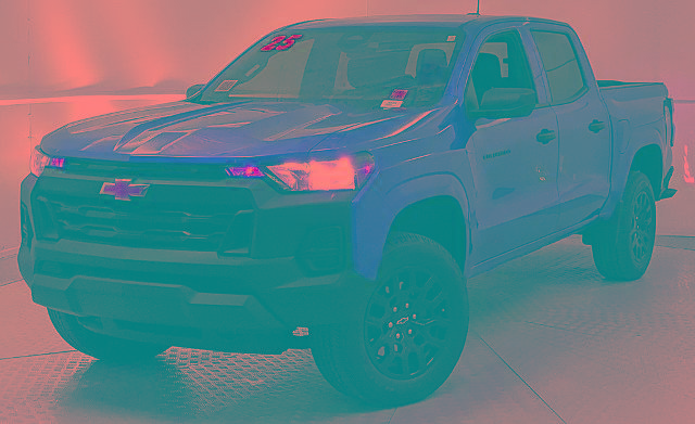 Used 2025 Chevrolet Colorado W/T w/ WT Custom Package AWD/4WD image 6