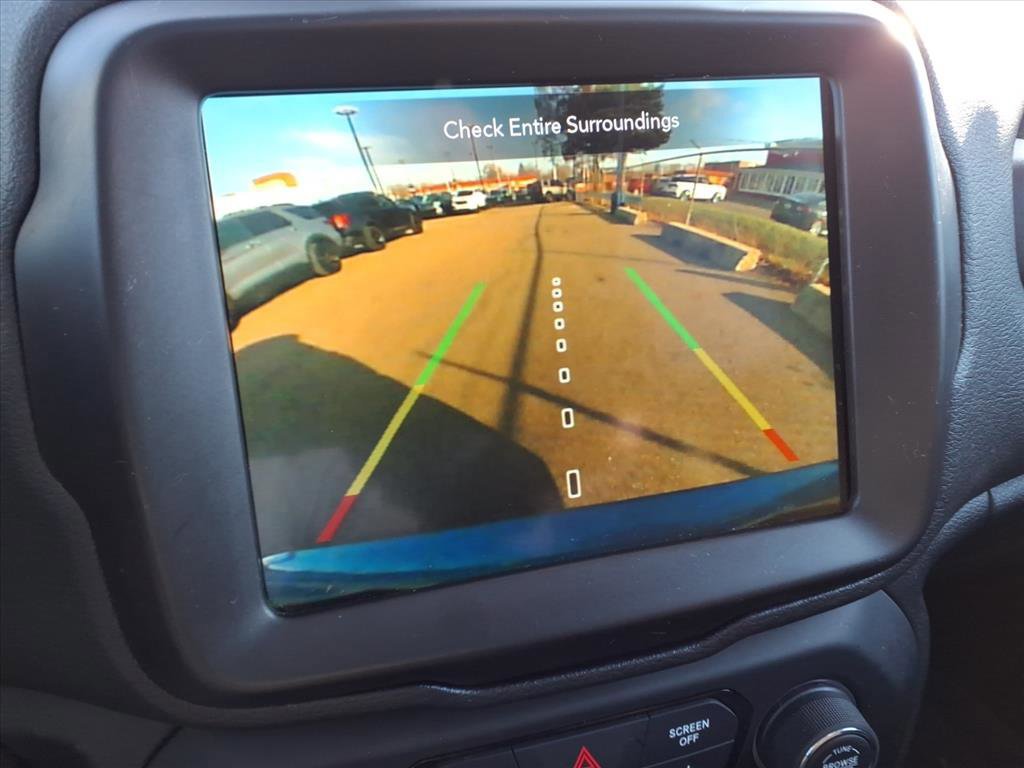 Used 2021 Jeep Renegade Limited w/ Sun & Sound Group image 22