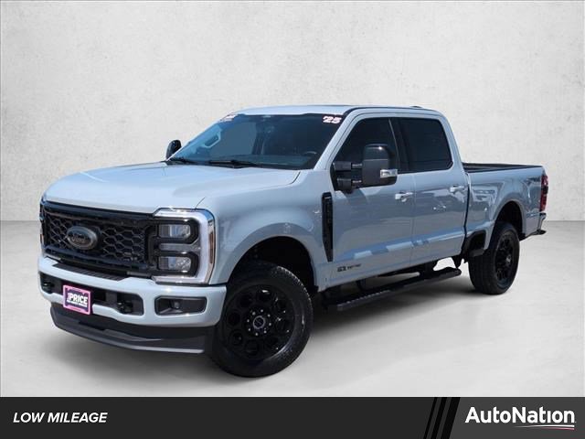 Certified 2025 Ford F250 Lariat w/ Black Appearance Package image 7