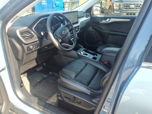Certified 2024 Ford Escape Platinum AWD/4WD image 15