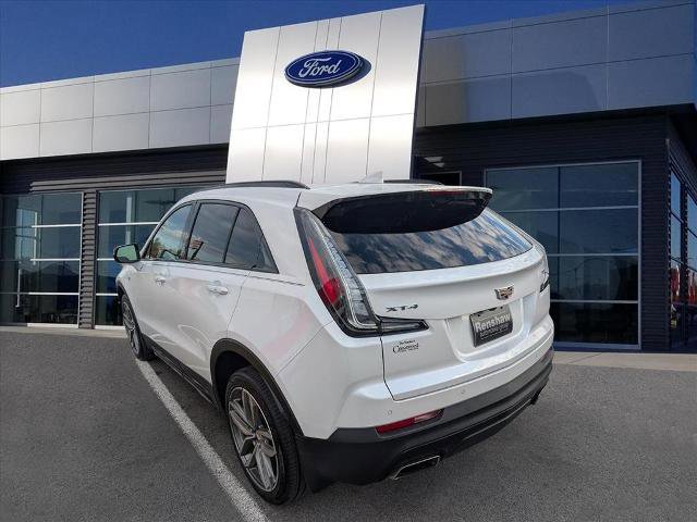 Used 2023 Cadillac XT4 Sport image 2