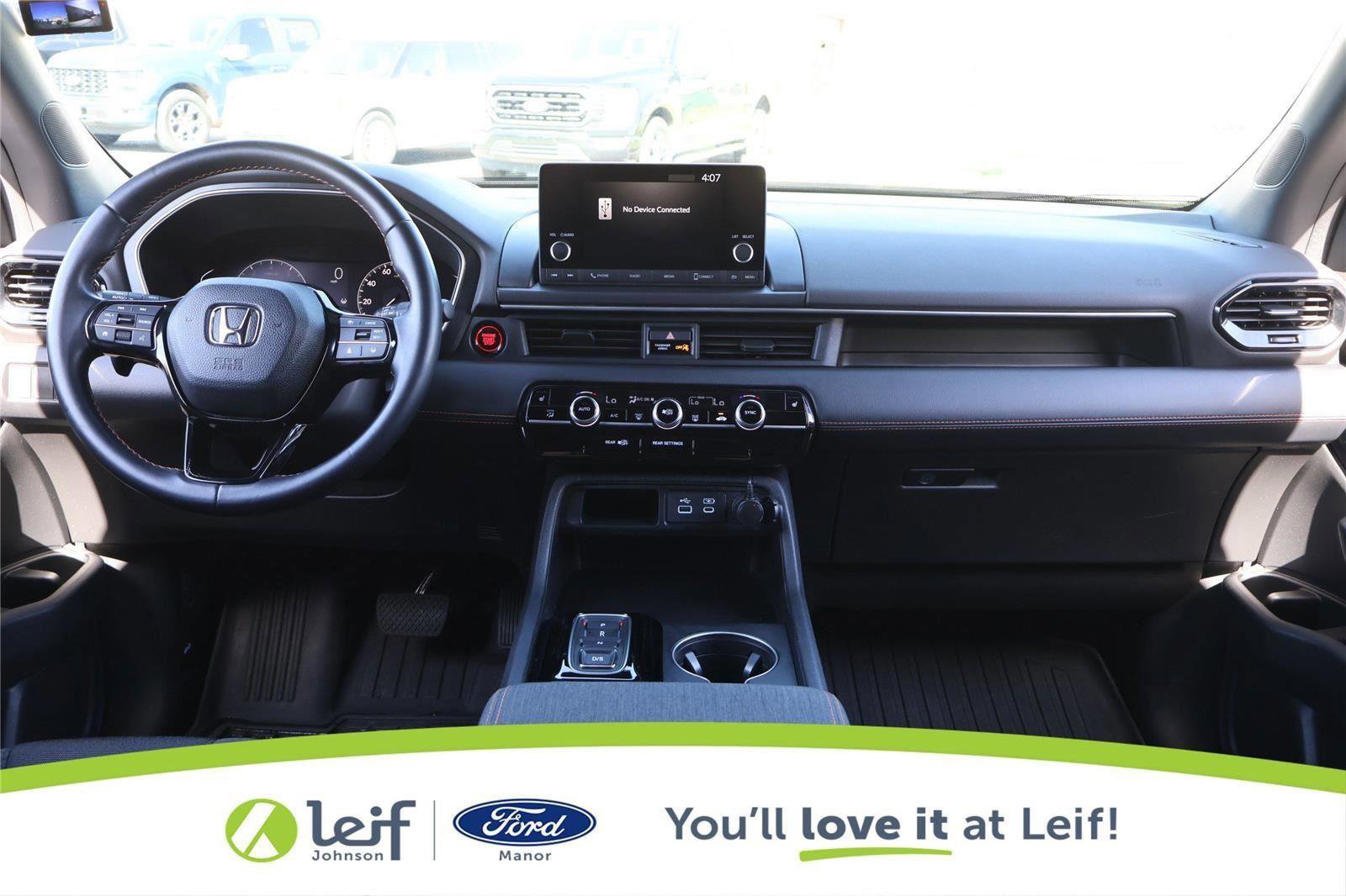 Used 2023 Honda Pilot Sport image 24