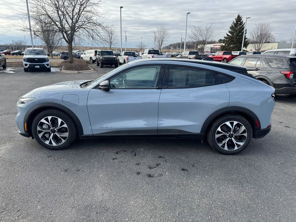 Certified 2025 Ford Mustang Mach-E Select w/ Comfort Package Lite image 4