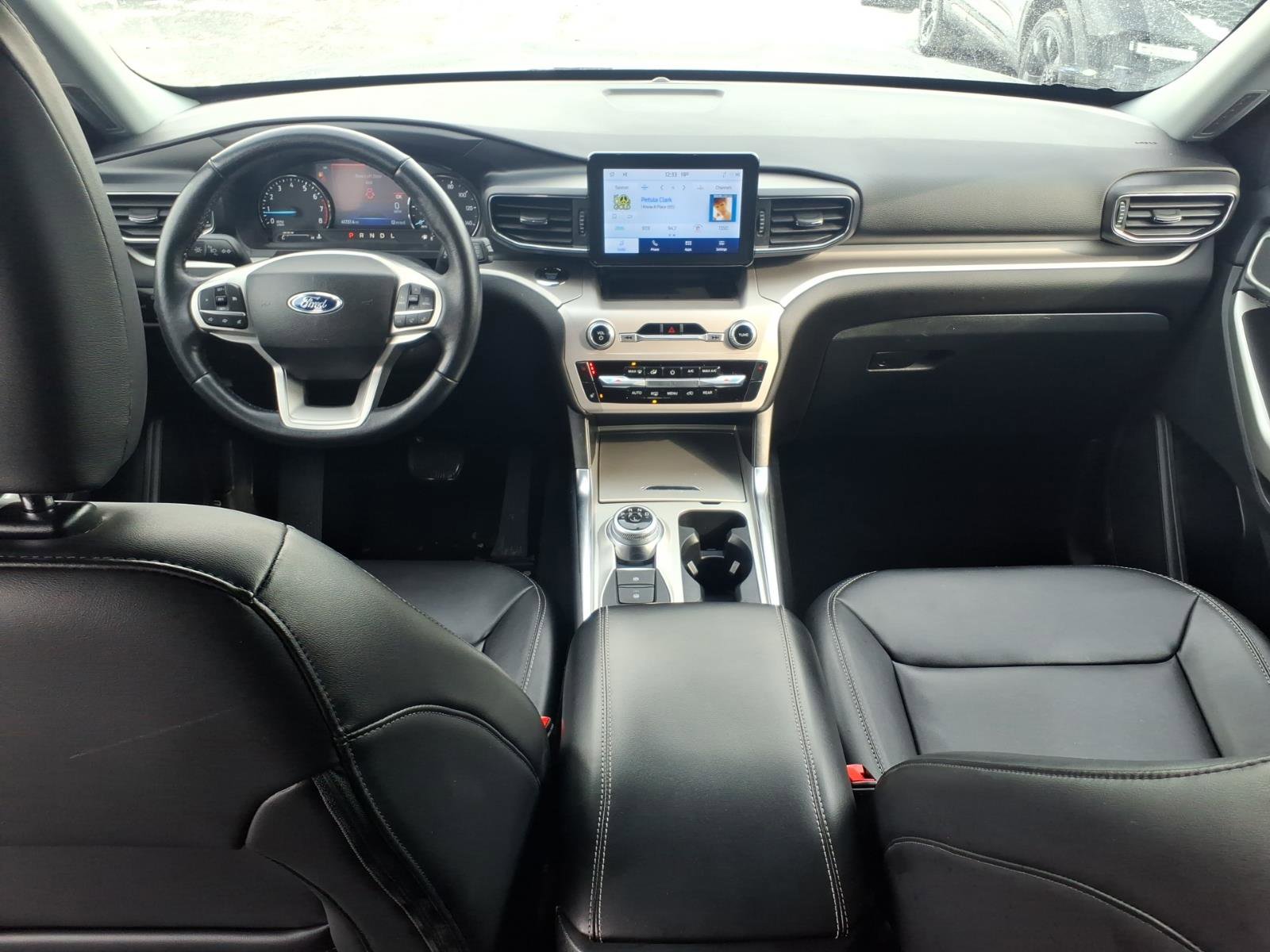 Certified 2023 Ford Explorer XLT w/ Equipment Group 202A image 11