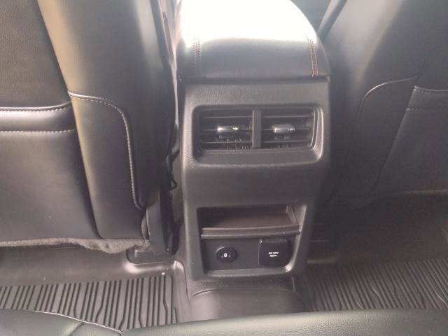 Certified 2024 Ford Edge ST-Line w/ Class II Trailer Tow Package image 24