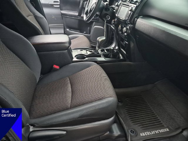 Used 2017 Toyota 4Runner TRD Off-Road AWD/4WD image 33