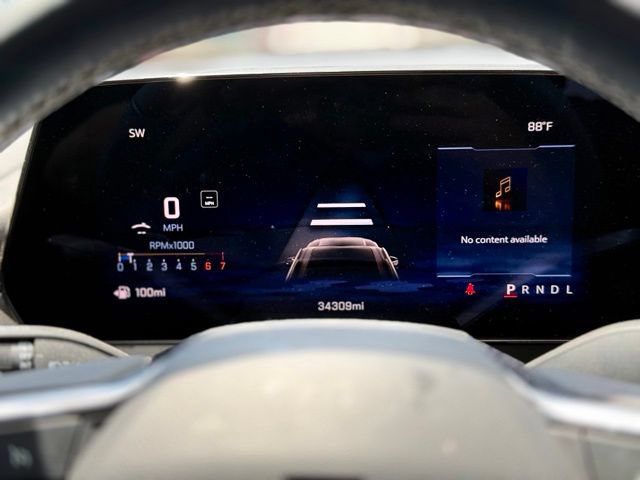 Used 2024 Chevrolet Traverse LS FWD image 10