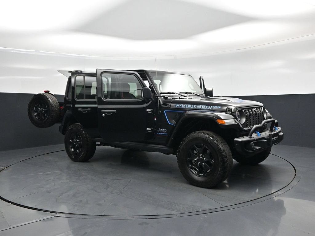 Used 2023 Jeep Wrangler Unlimited Rubicon 4xe AWD/4WD image 33