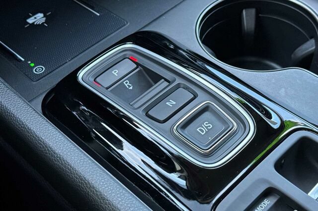 Used 2025 Honda Pilot EX-L image 21