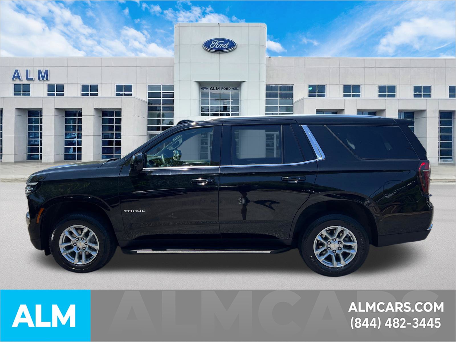 Used 2025 Chevrolet Tahoe LT AWD/4WD image 9