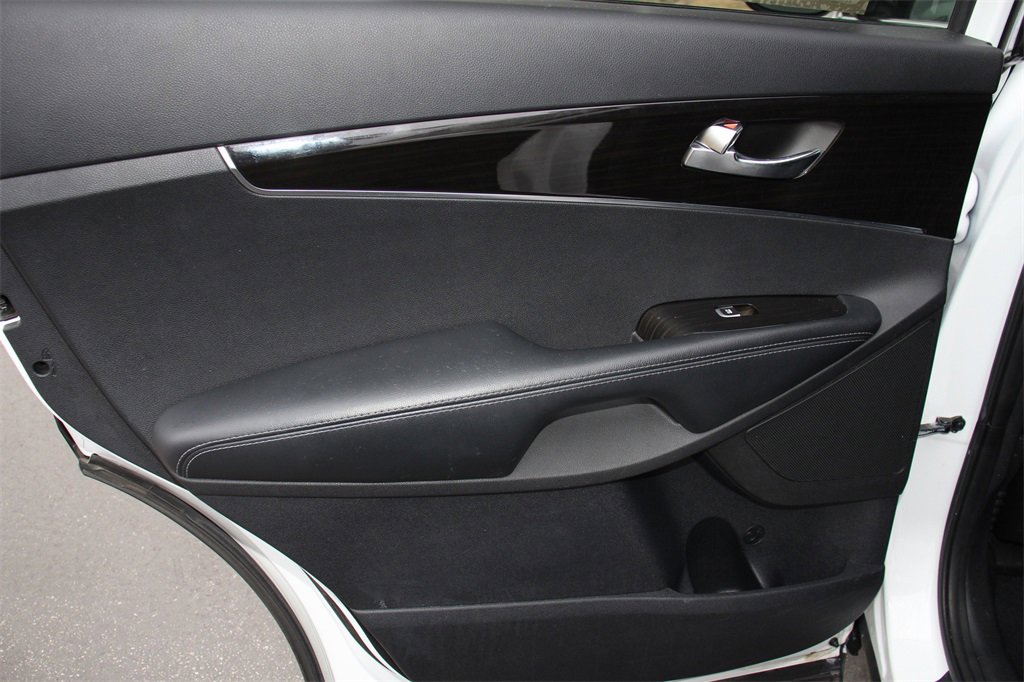 Used 2020 Kia Sorento S image 21