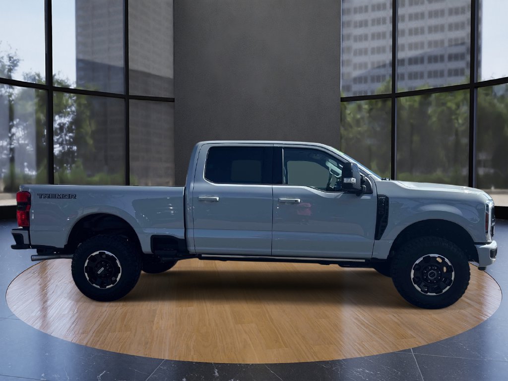 Certified 2025 Ford F250 Lariat w/ Lariat Ultimate Package AWD/4WD image 2