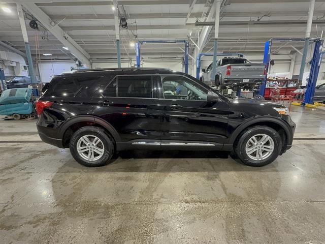 Certified 2023 Ford Explorer XLT w/ Equipment Group 202A image 6