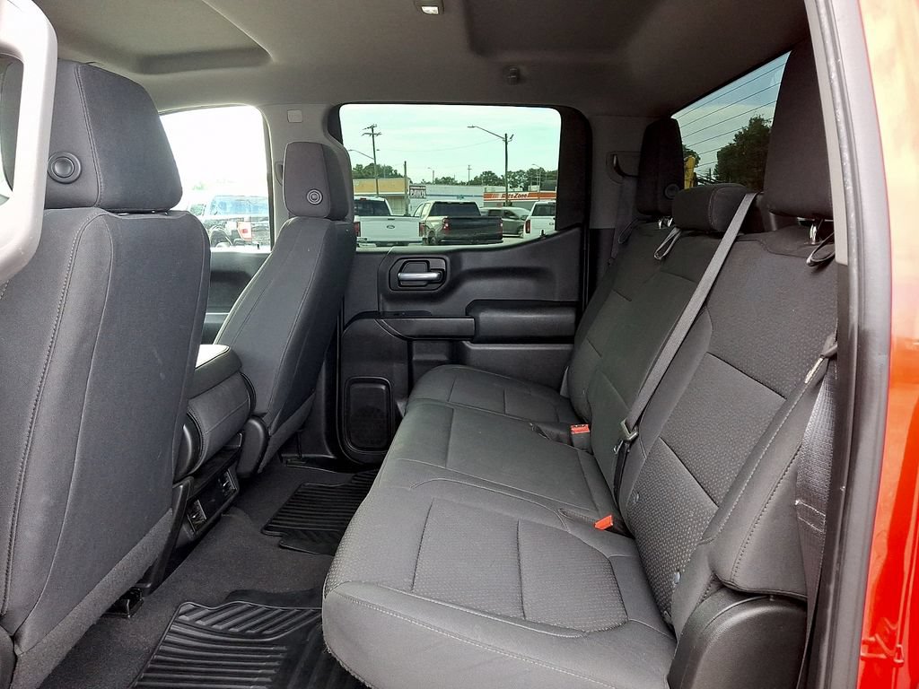 Used 2020 Chevrolet Silverado 1500 Custom w/ Custom Value Package RWD image 10
