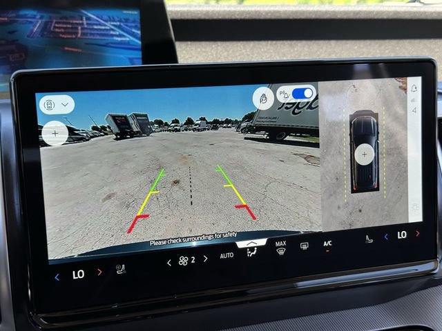 Certified 2025 Ford Expedition Active image 17