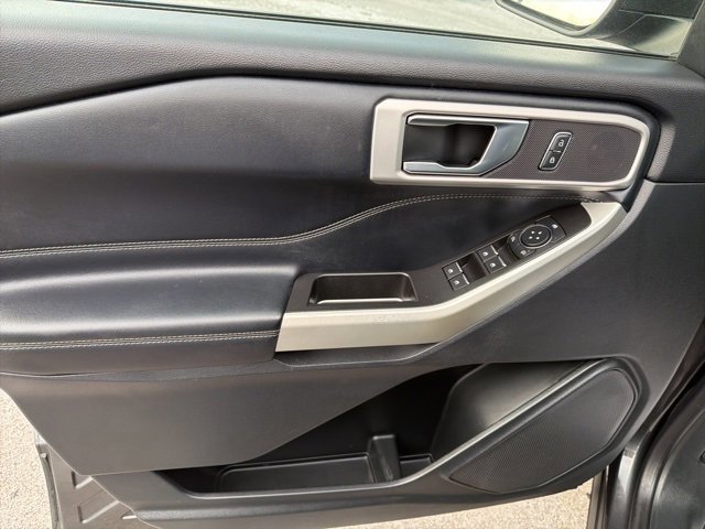 Certified 2020 Ford Explorer XLT w/ Equipment Group 202A image 18
