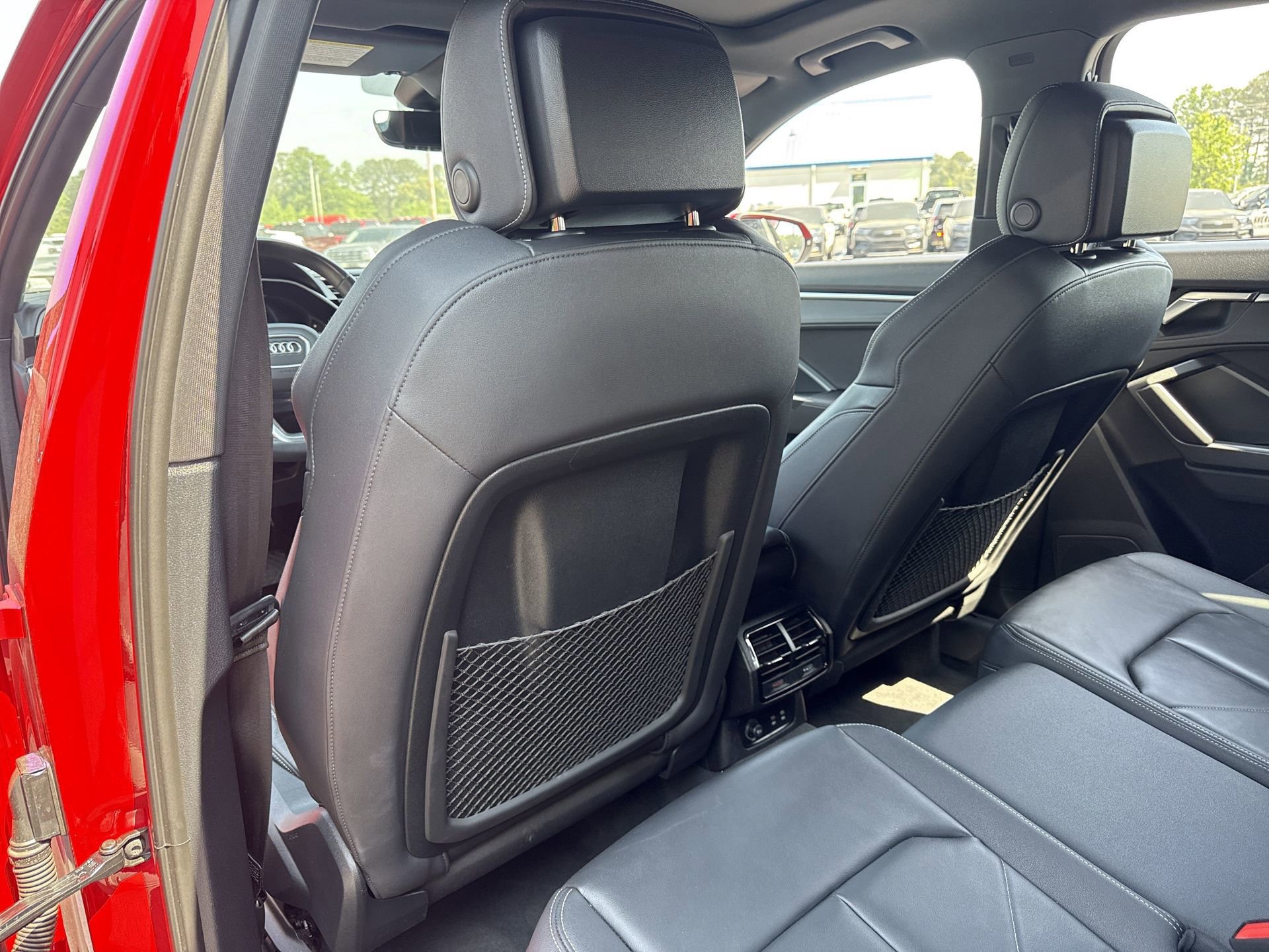 Used 2024 Audi Q3 2.0T Premium Plus w/ Premium Plus Package AWD/4WD image 27