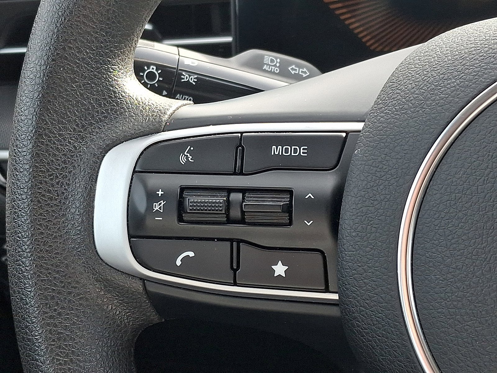 Used 2025 Kia K5 LXS FWD image 19