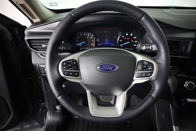 Certified 2022 Ford Explorer Limited AWD/4WD image 49