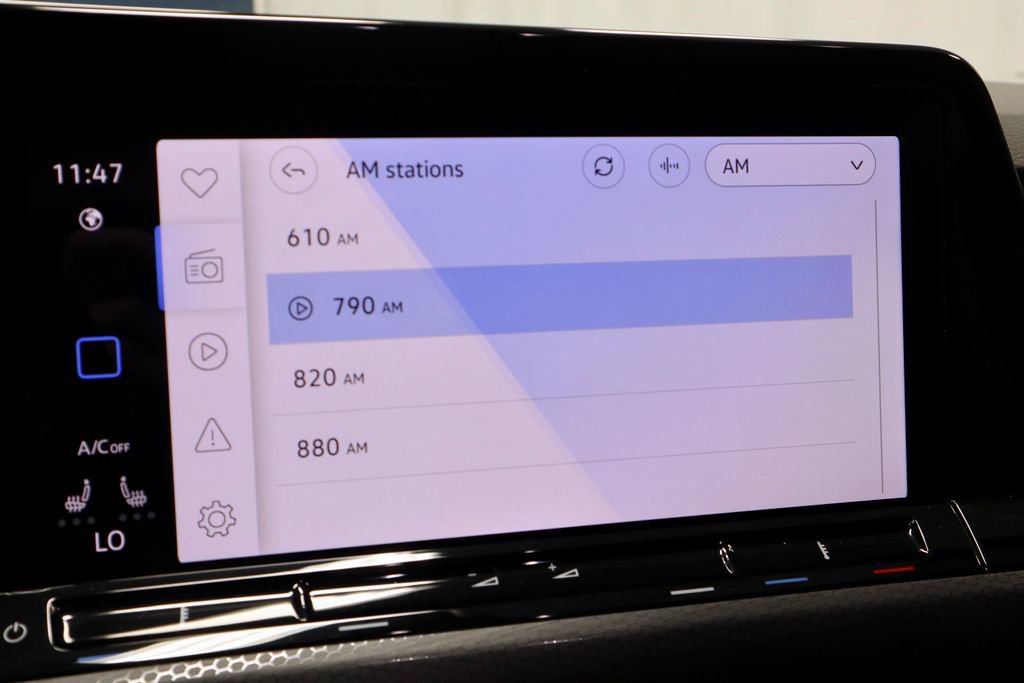 Used 2024 Volkswagen GTI SE FWD image 3