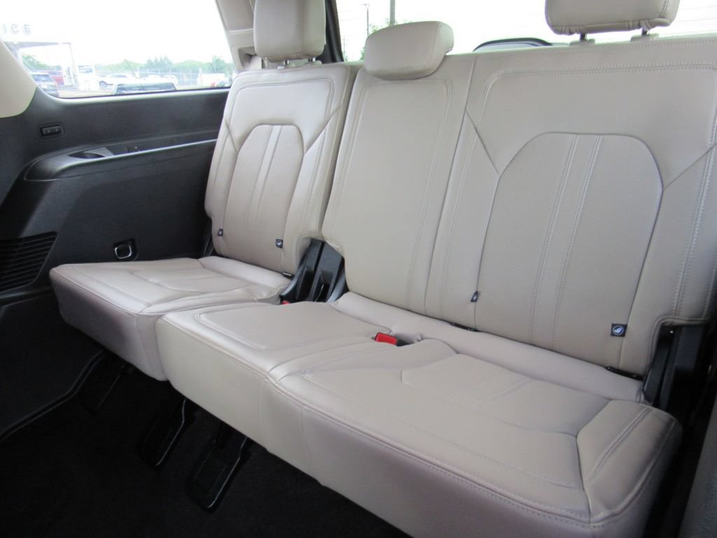 Certified 2023 Ford Expedition Limited AWD/4WD image 18