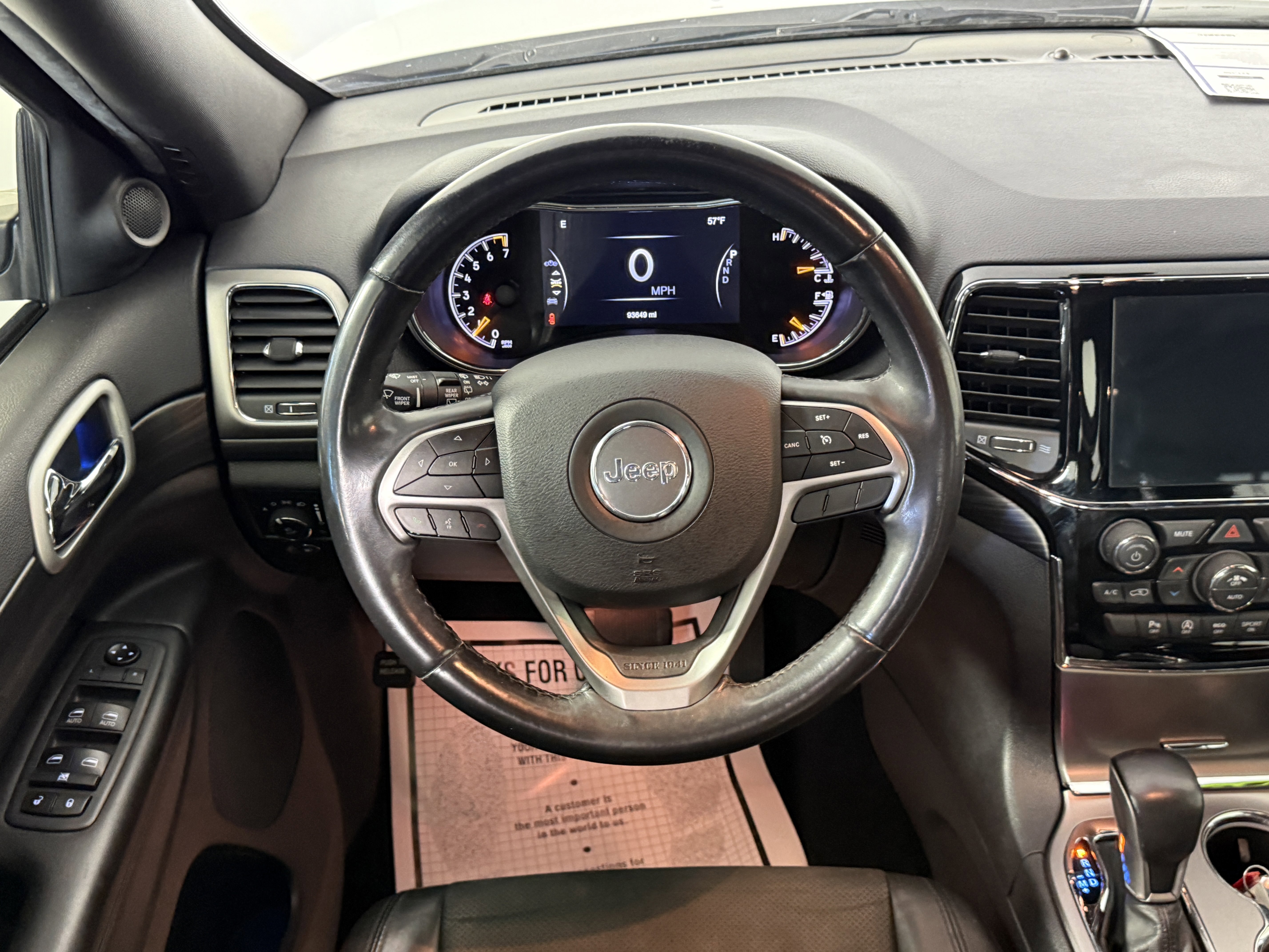 Used 2020 Jeep Grand Cherokee Altitude image 11