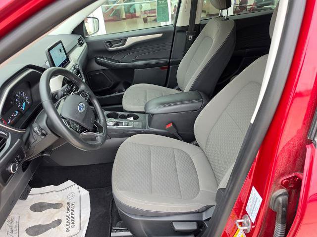 Certified 2022 Ford Escape SE w/ Cold Weather Package AWD/4WD image 13