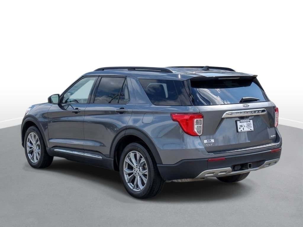 Certified 2023 Ford Explorer XLT w/ Equipment Group 202A AWD/4WD image 6