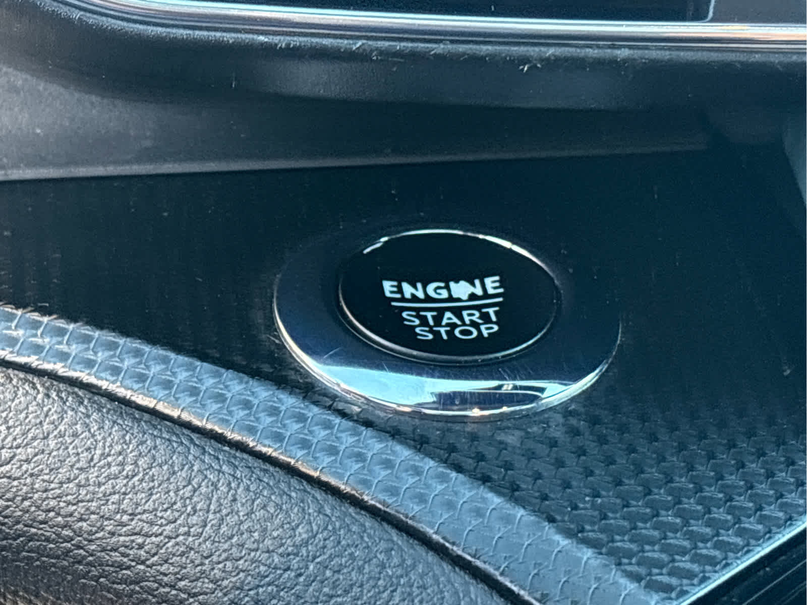 Certified 2023 Ford Explorer ST-Line w/ Class IV Trailer Tow Package image 28