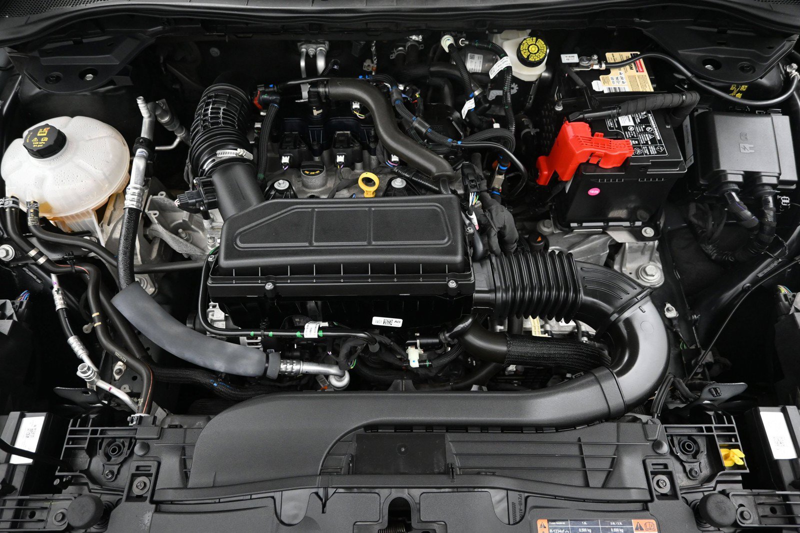 Certified 2024 Ford Escape Active AWD/4WD image 27