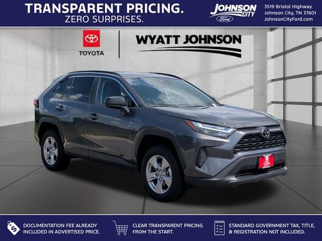 Used 2025 Toyota RAV4 LE AWD/4WD image 1