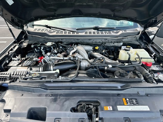 Certified 2025 Ford F350 XLT AWD/4WD image 28