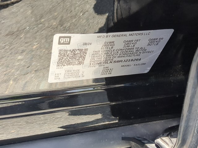 Used 2024 Chevrolet Traverse RS FWD image 40