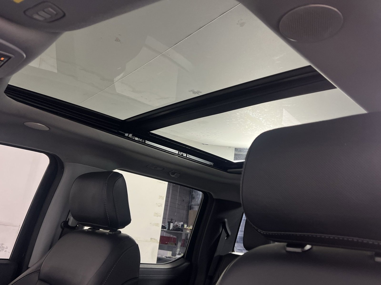 Certified 2023 Ford F250 Lariat w/ Lariat Ultimate Package image 24