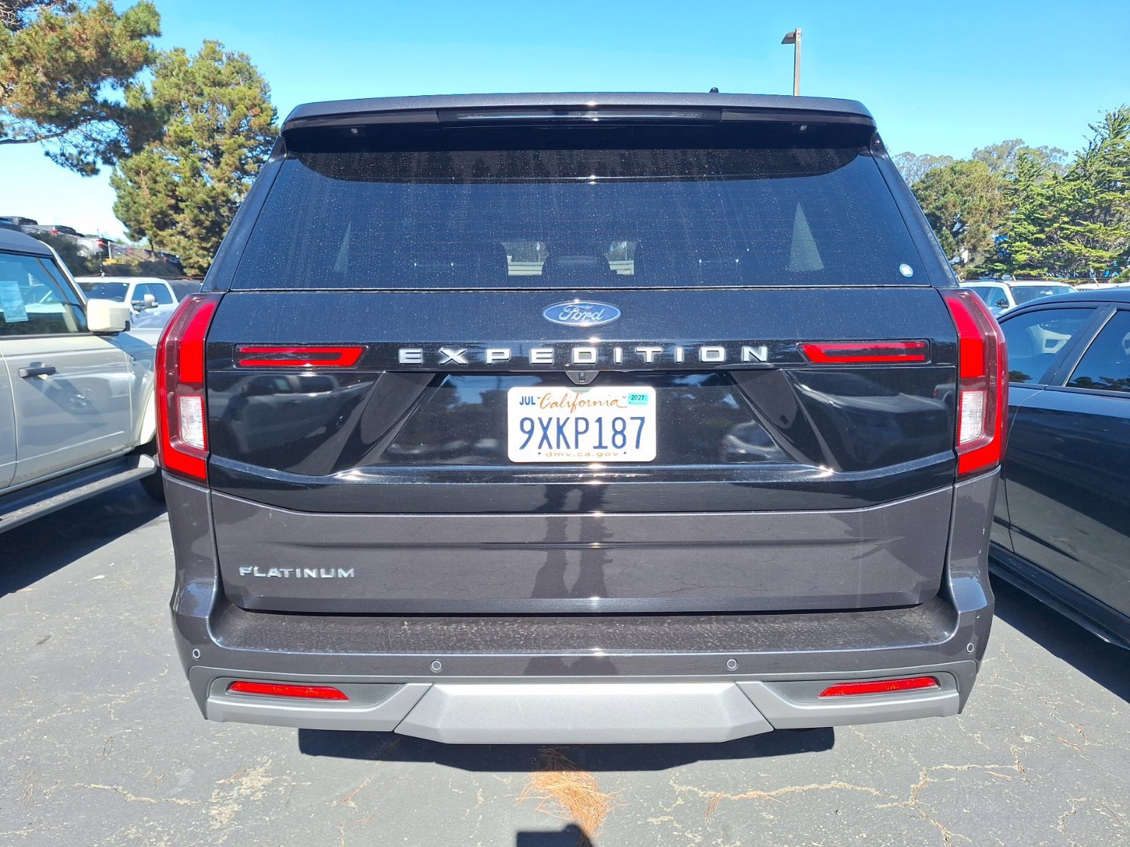Certified 2025 Ford Expedition Platinum AWD/4WD image 7