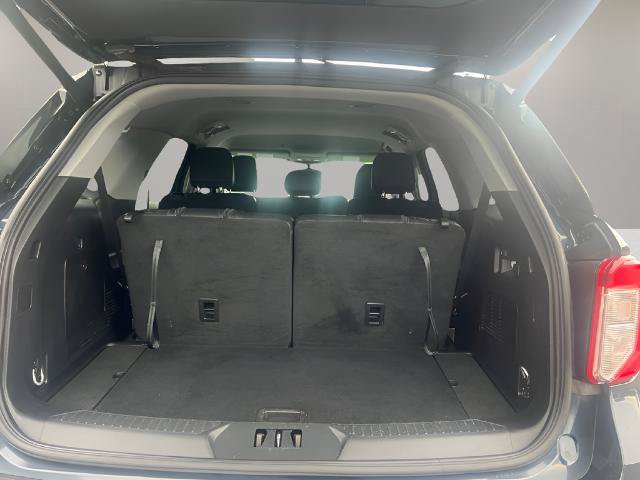 Certified 2023 Ford Explorer XLT w/ Equipment Group 202A AWD/4WD image 31